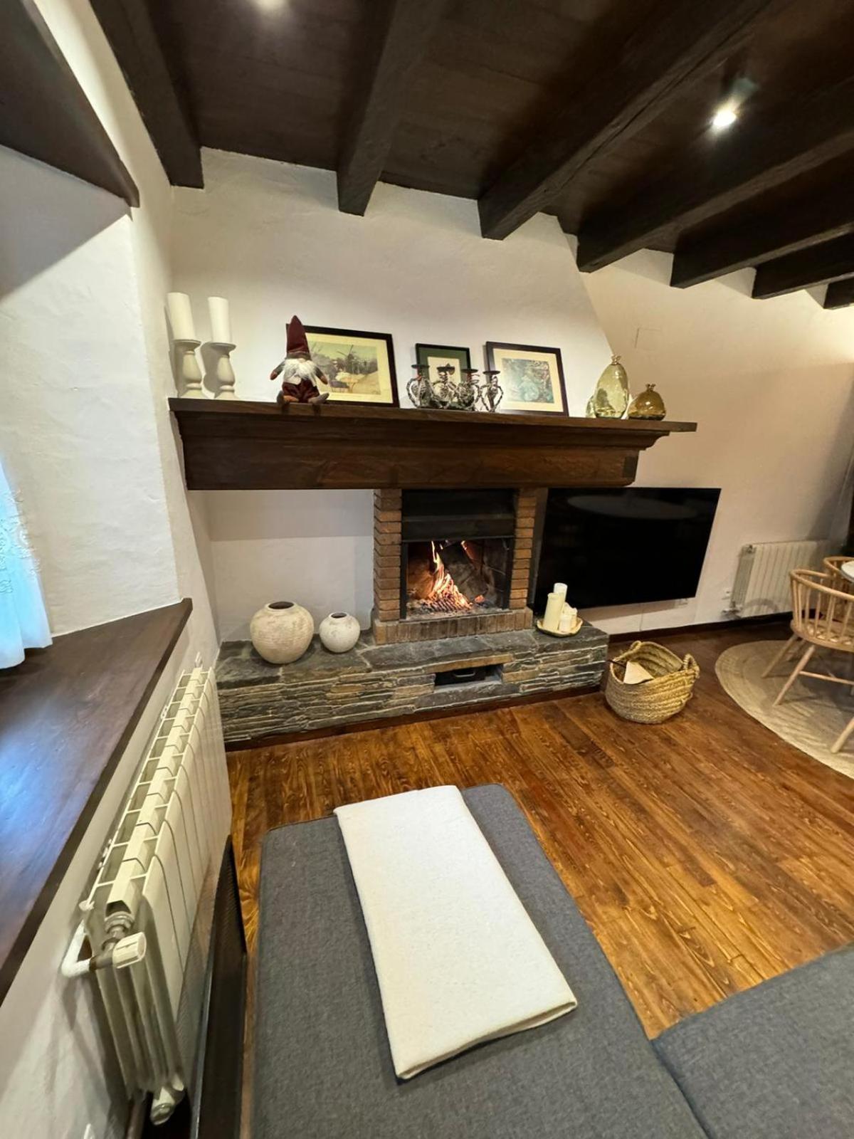 Baqueira 1500 Pie De Pistas Apartamento Cuilas Naut Aran Kültér fotó
