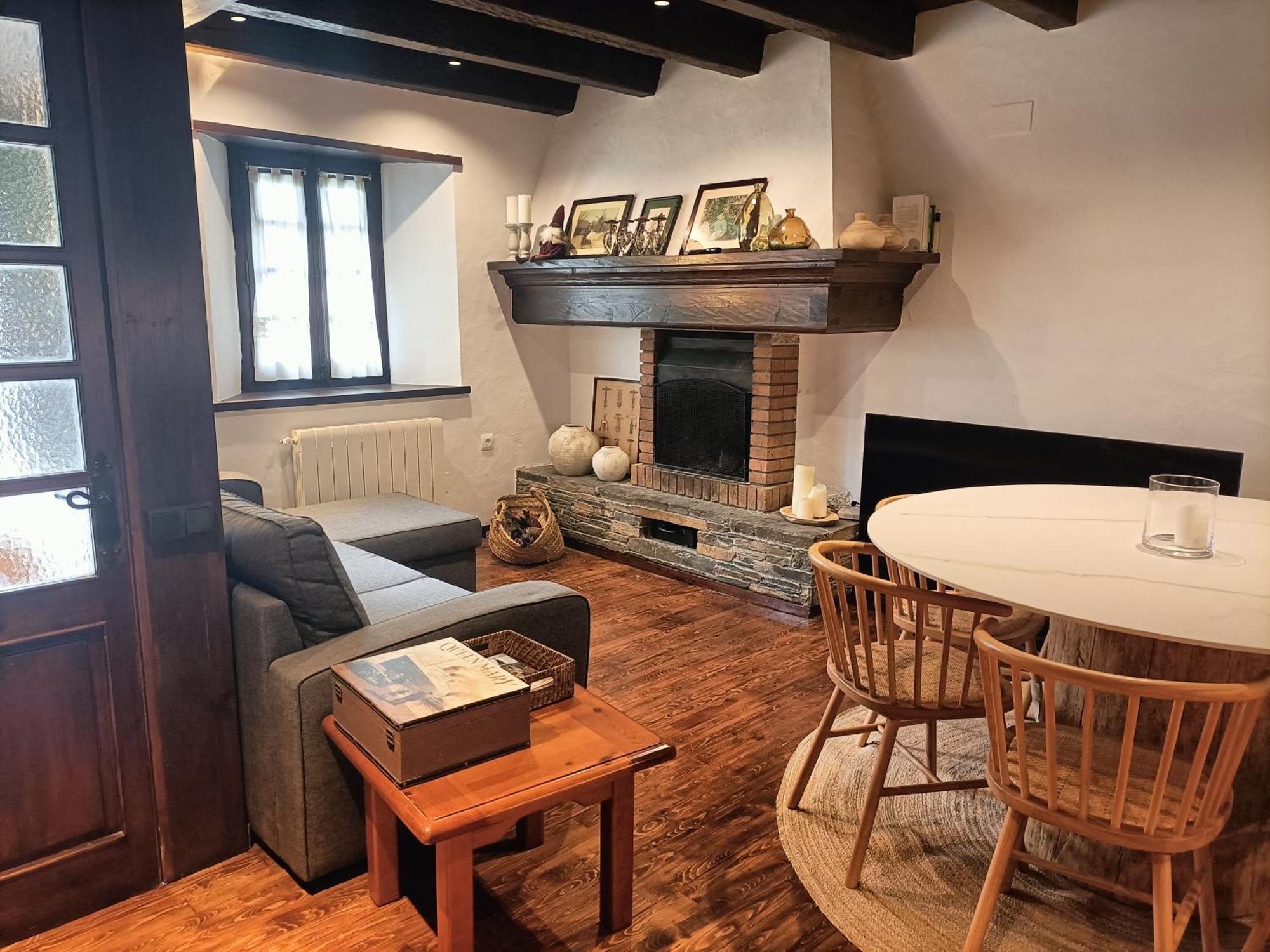 Baqueira 1500 Pie De Pistas Apartamento Cuilas Naut Aran Kültér fotó